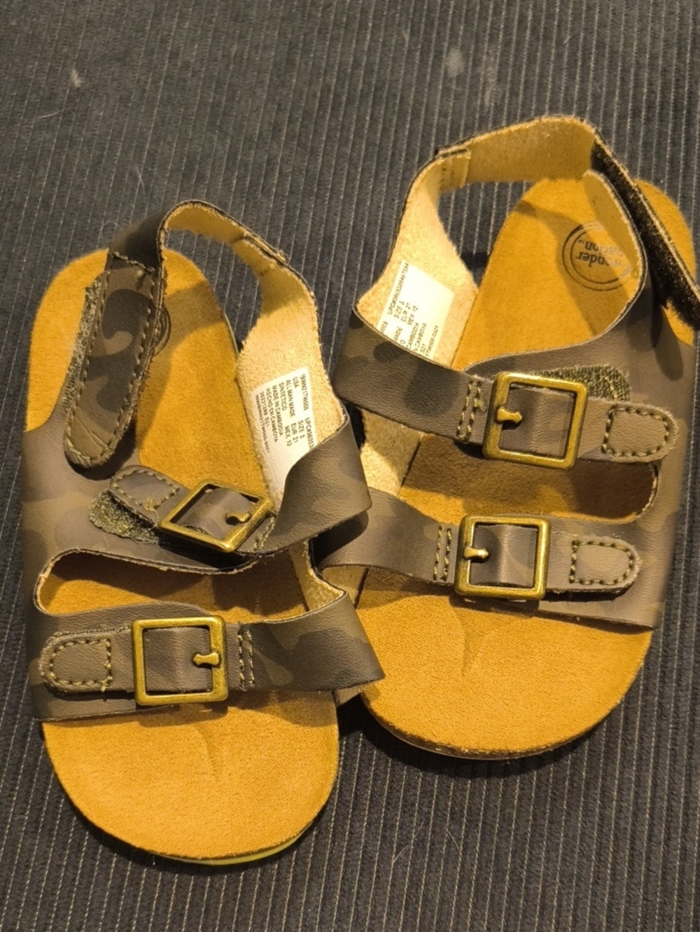 wonder nation Brown Camo Buckle Sandals